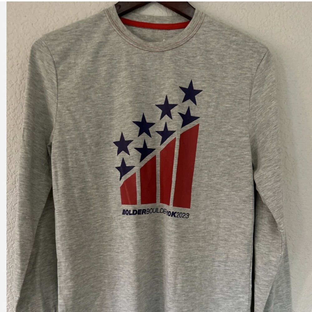 NWT MEDIUM UNISEX Bolder Boulder 2023 long sleeve T-shirt 10K Memorial Day